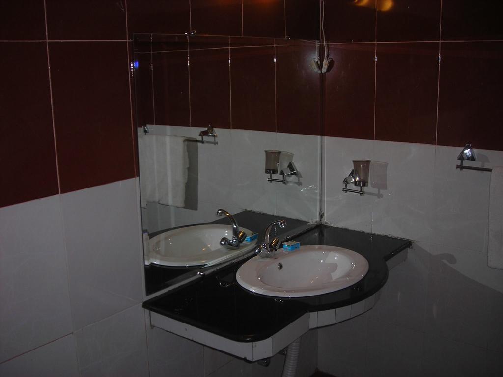 Amyl'S Garden Guest House Islamabad Exterior photo